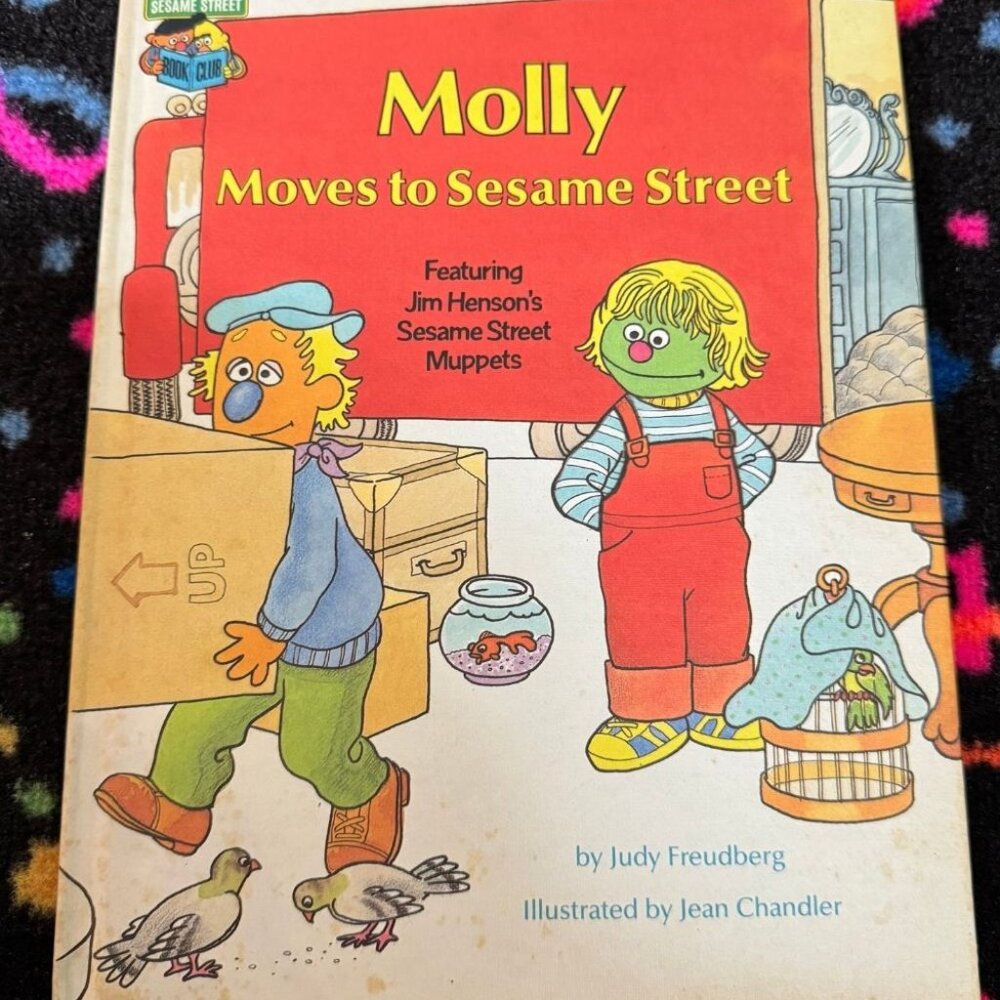 1980 MOLLY MOVES‎ TO SESAME STREET BOOK